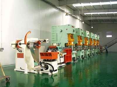 液晶背板自动冲压线